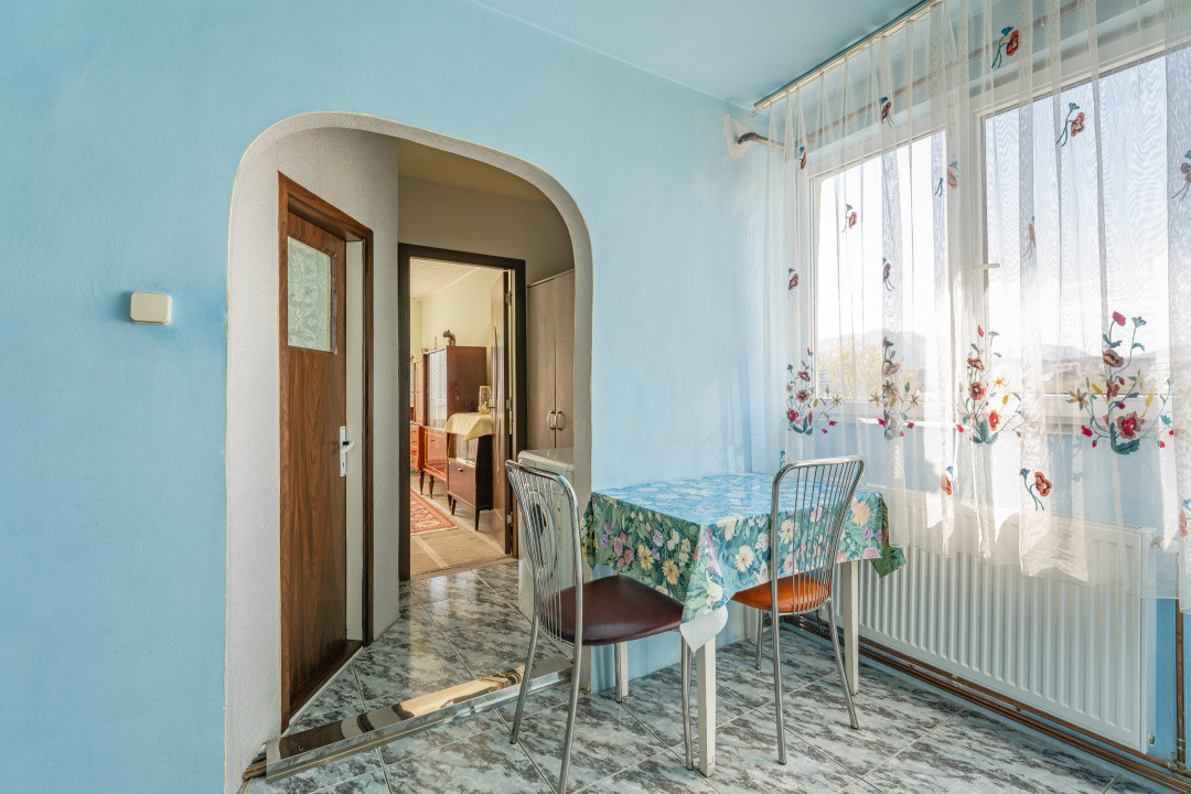 Apartament cu 2 camere, str. Lanii - Bartolomeu.