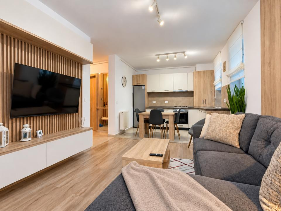 2 camere | Coresi Avantgarden | Terasa spatioasa | Parcare inclusa