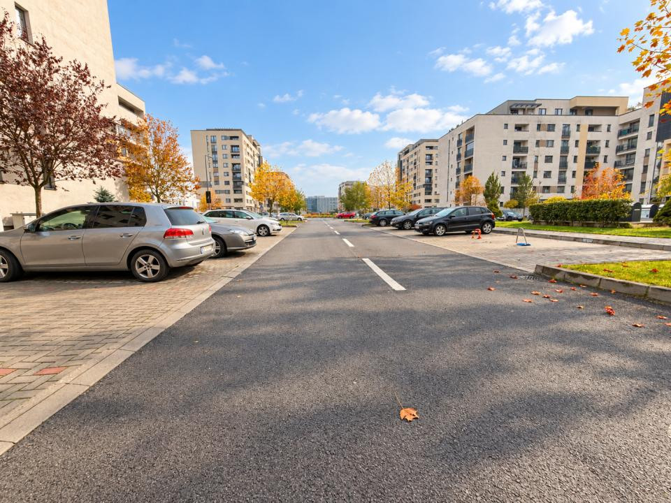 2 camere | Coresi Avantgarden | Terasa spatioasa | Parcare inclusa
