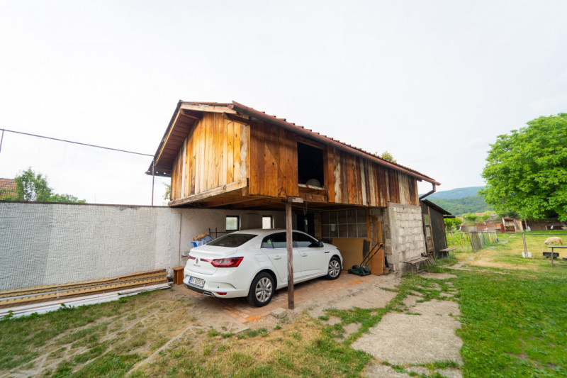 Casa spatioasa in Rasnov - 12 camere