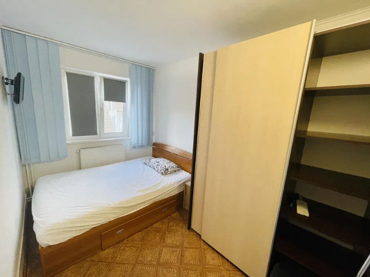 Apartament cu 3 camere, in zona podului Fartec