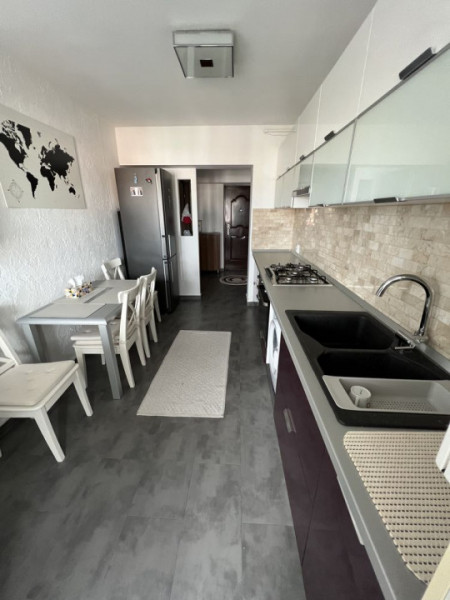 Apartament cu 2 camere, zona Faget( str. 13 Decembrie)