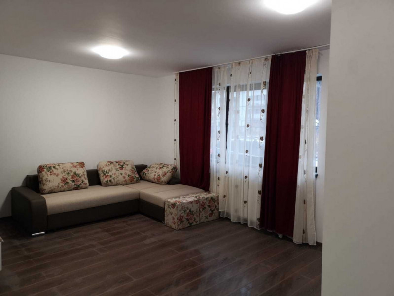 Garsoniera moderna, in zona Coresi