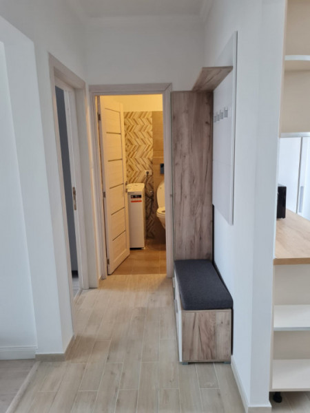 Apartament cu 2 camere, proaspat renovat!