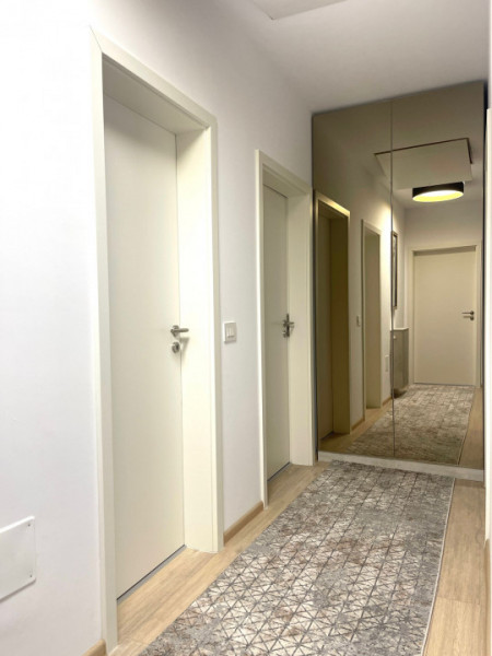 Apartament de LUX, Tractorul