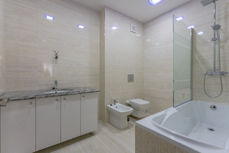 0% comision - Apartament 4 camere,  Isaran, Coresi mall