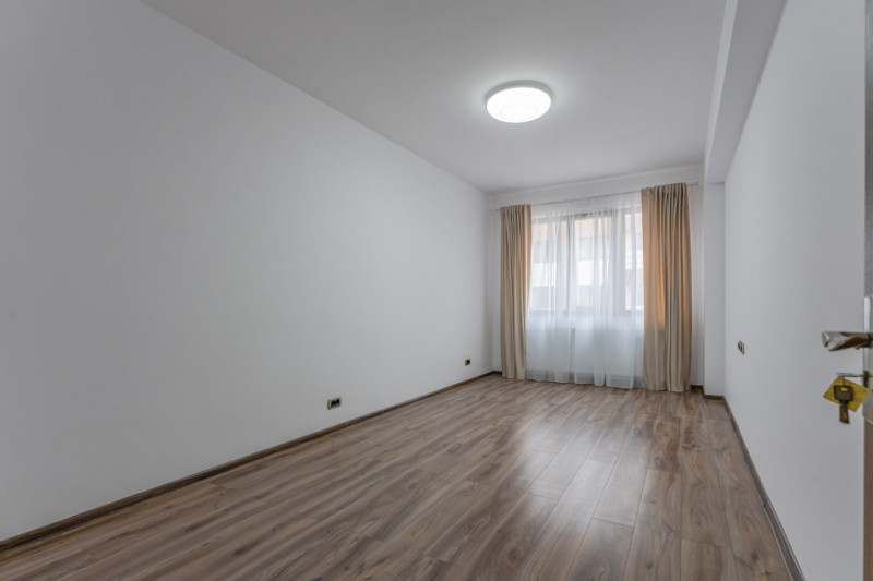 0% comision - Apartament 4 camere,  Isaran, Coresi mall