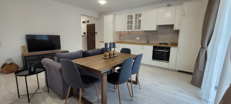 De inchiriat: apartament 3 camere - Central,str. Avram Iancu- Schiller-Residence
