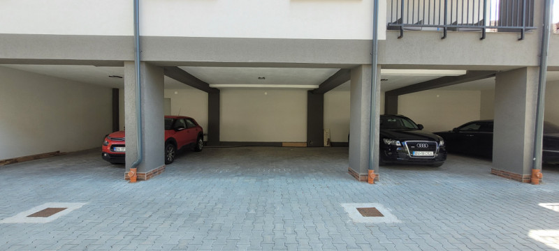 De inchiriat: apartament 3 camere - Central,str. Avram Iancu- Schiller-Residence