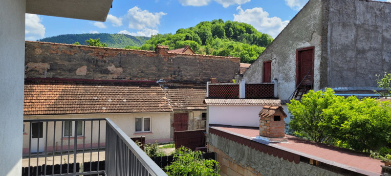 De inchiriat: apartament 3 camere - Central,str. Avram Iancu- Schiller-Residence