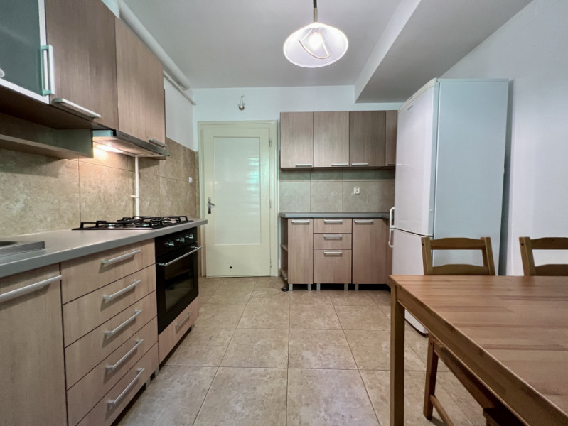 Apartament cu 3 camere la casa | Nisipului de Sus