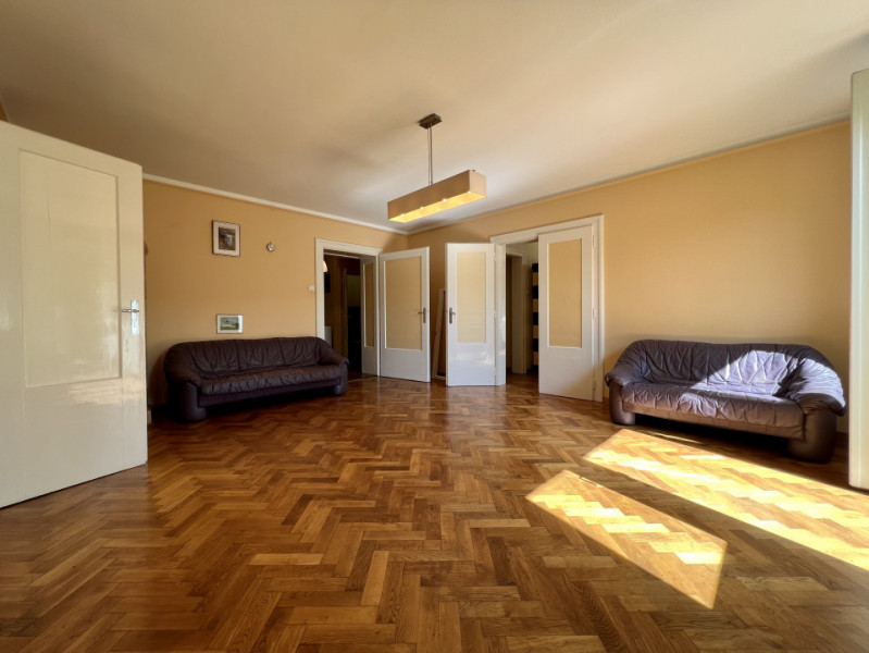 Apartament cu 3 camere la casa | Nisipului de Sus