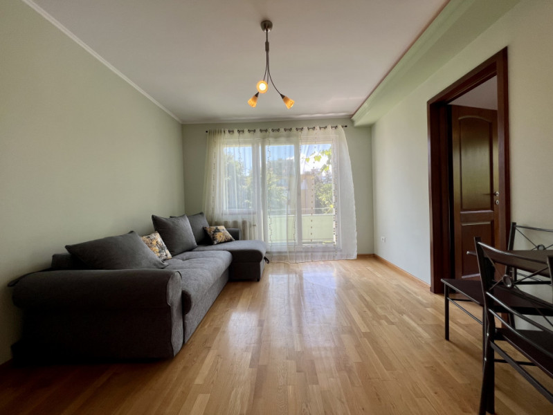 Apartament cu 3 camere - Calea Bucuresti