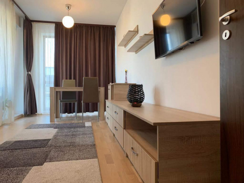 Apartament cu 2 camere, modern, zona centrală