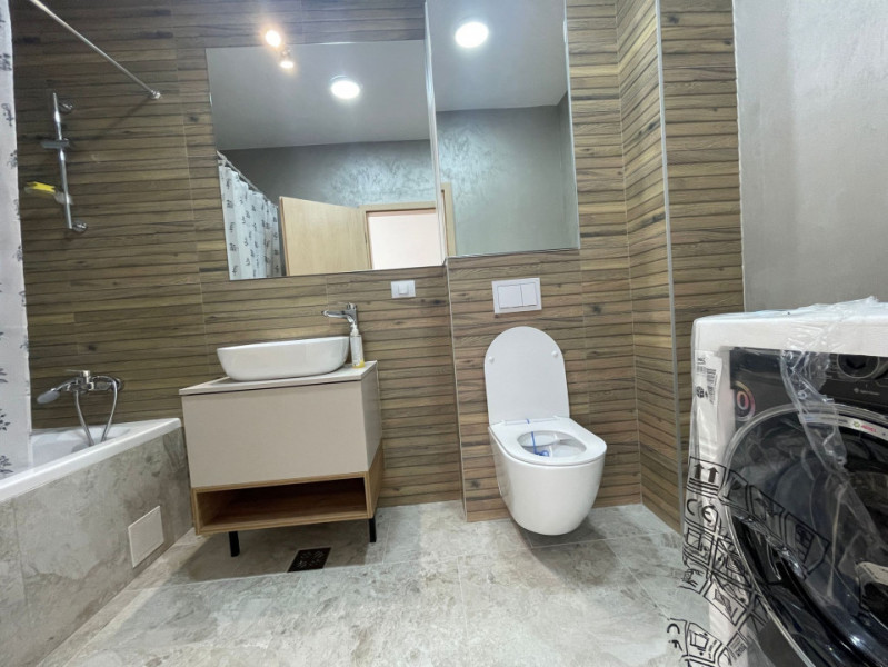 Apartament cu 2 camere situat în Zona Tractorul