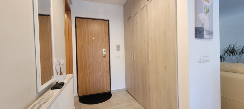 Apartament cu 3 camere in zona Onix (Centrul Civic)