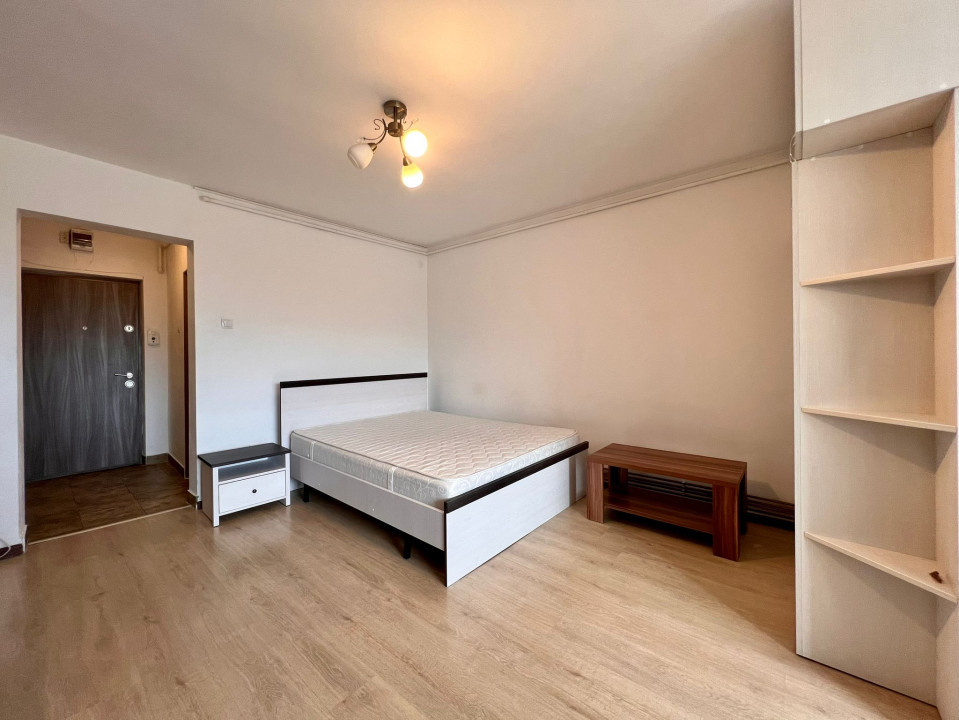Inchiriere garsoniera cu priveliste: simplitate si confort in inima oras