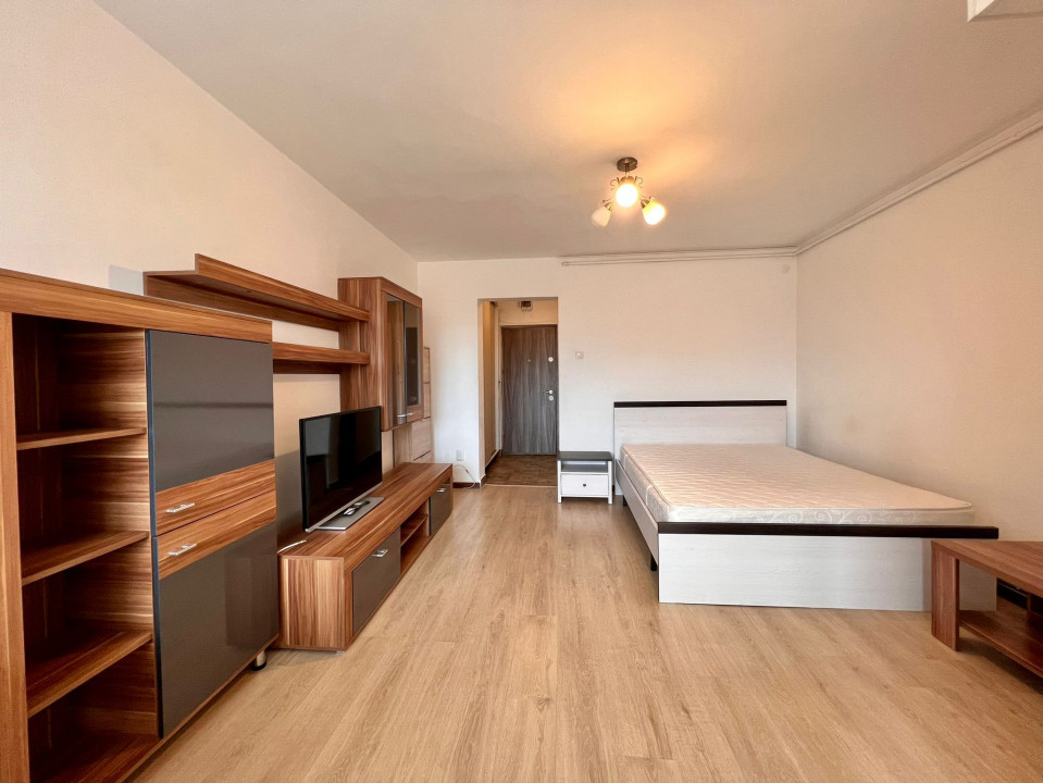 Inchiriere garsoniera cu priveliste: simplitate si confort in inima oras