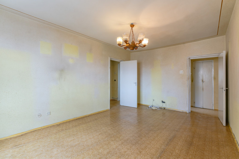 Apartament cu 2 camere, etaj intermediar, zona Astra-Calea Bucuresti