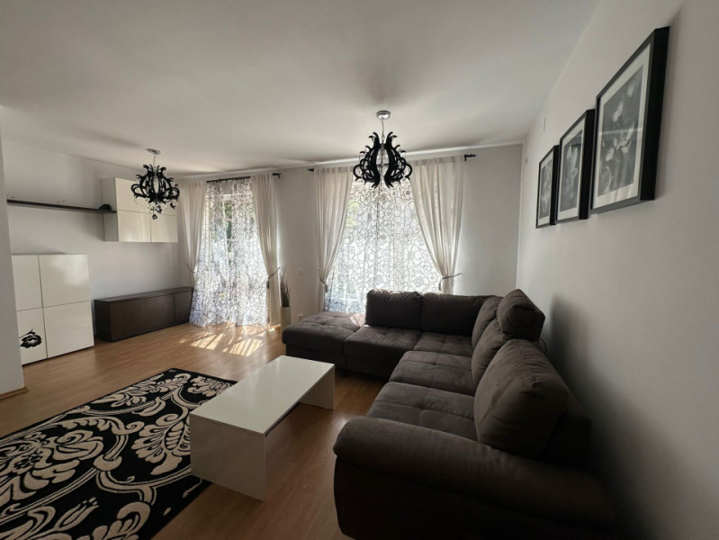 Apartament cu 4 camere la casa in cartierul Noua