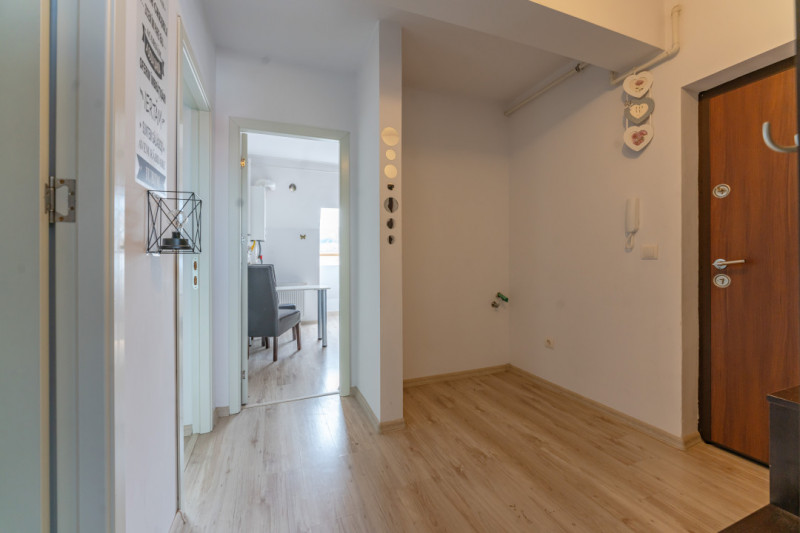 Apartament 2 camere, str. Lunga