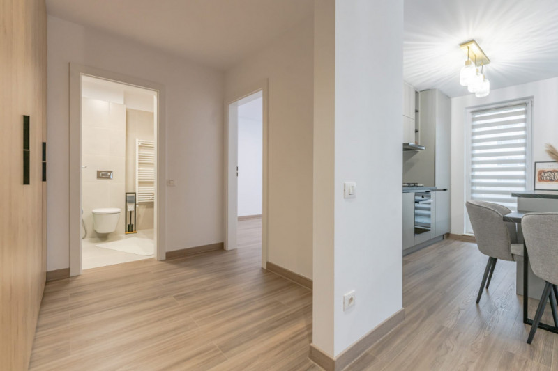 REZERVAT! Confort urban: Apartament 3 camere practic si luminos