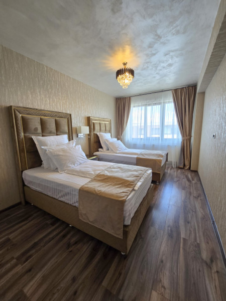 Apartament Nou 4 Camere, Parcare Privată, lângă Coresi