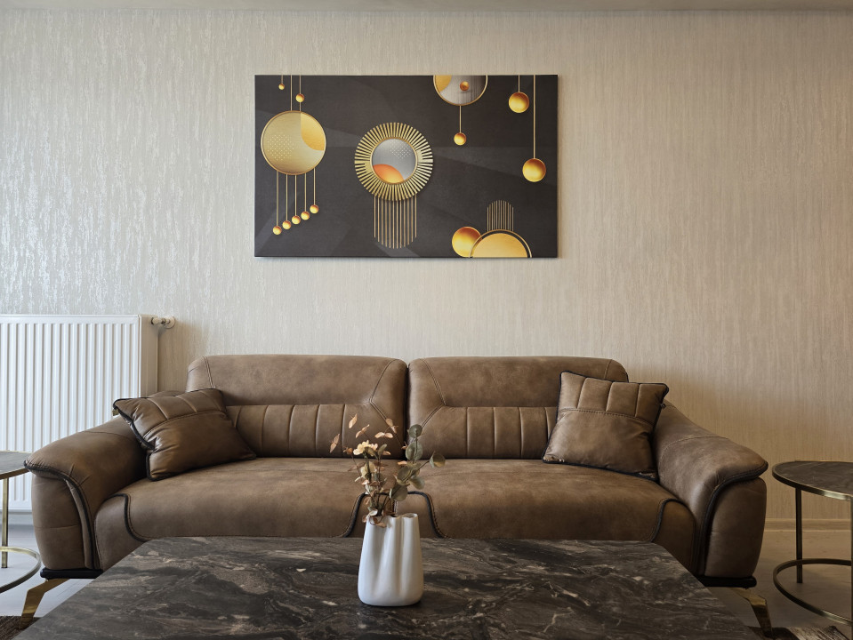 Apartament Nou 2 Camere, 2 Băi, Parcare Privată, lângă Coresi