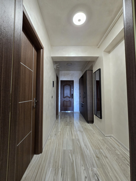 Apartament Nou 2 Camere, 2 Băi, Parcare Privată, lângă Coresi