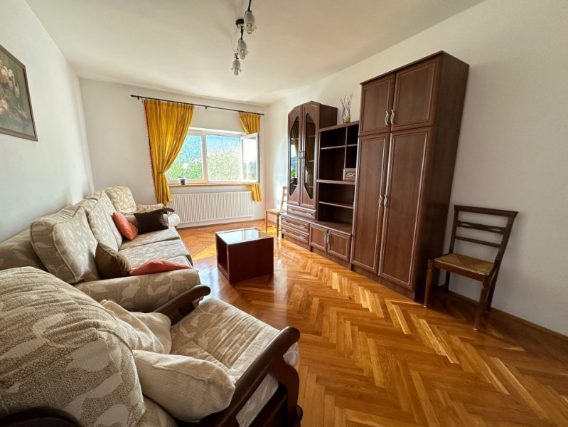 Apartament elegant, in centru istoric, cu priveliste spre Tâmpa