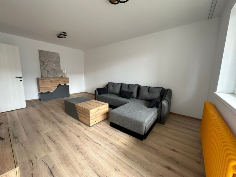 Apartament cu 2 camere, mobilat si utilat in cartierul Tractorul