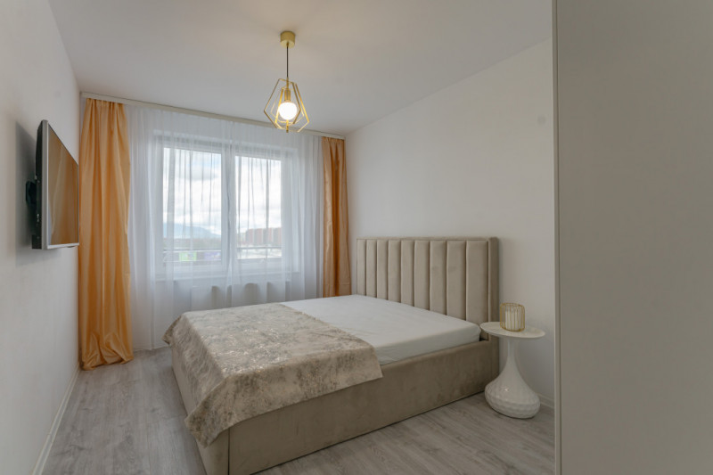 Apartament de lux cu 2 camere si 2 balcoane in Coresi, Avangarden