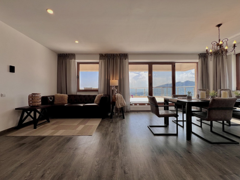 Apartament cu 3 camere | Seasons Residence