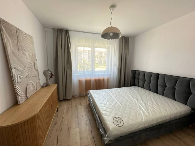 Apartament cu 2 camere, mobilat si utilat in cartierul Tractorul 