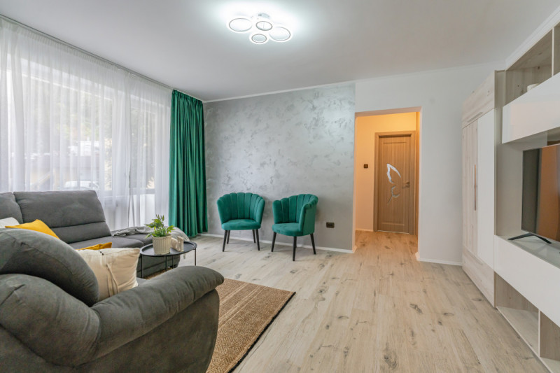 Apartament modern, mobilat, C. Istoric