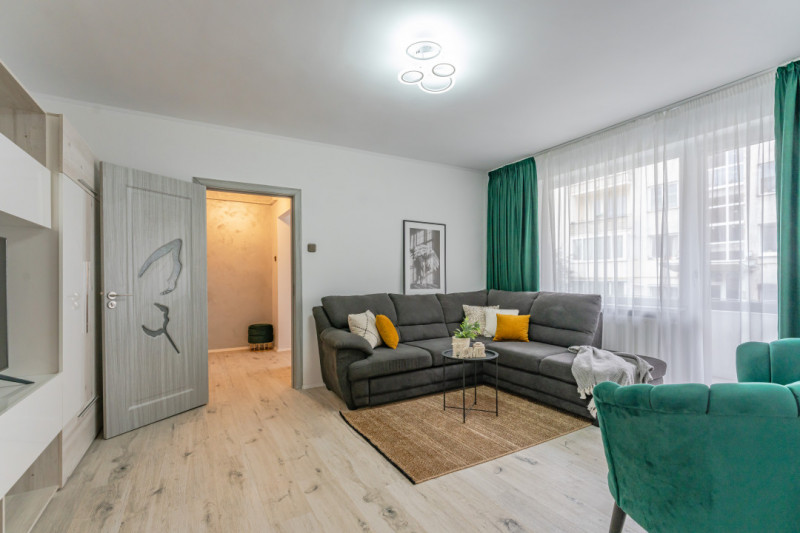 Apartament modern, mobilat, C. Istoric