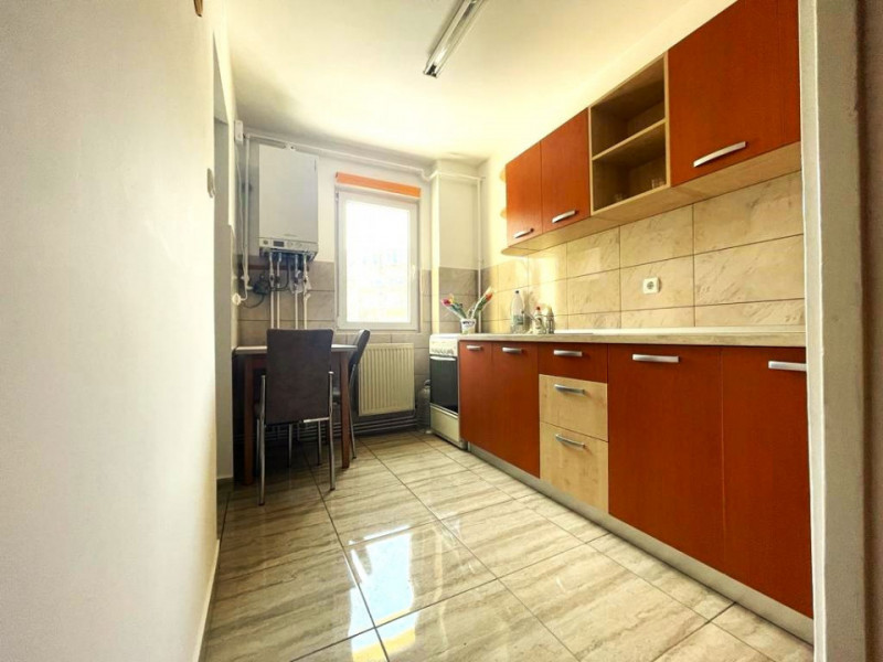 Apartament spatios in C.Civic