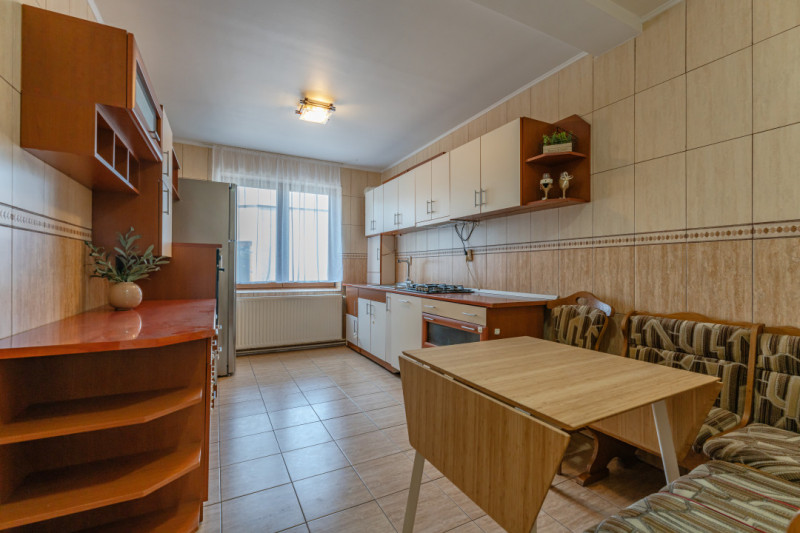 Vila Sanpetru | 5 camere | child friendly | curte verde | gradina | pet friendly