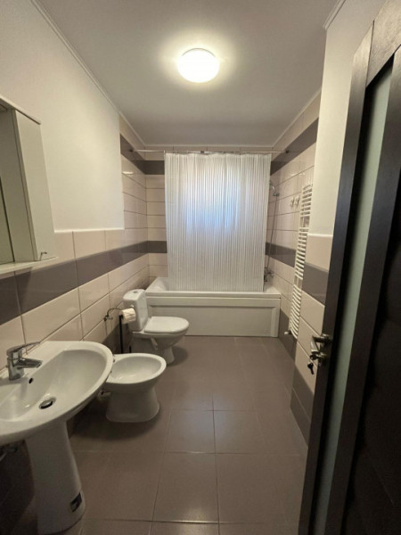 Apartament 2 camere cu parcare privata | zona Afi Mall | Centrul civic