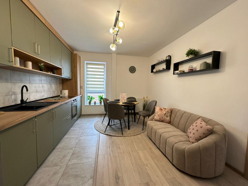 Apartament cochet in zona Tractorul