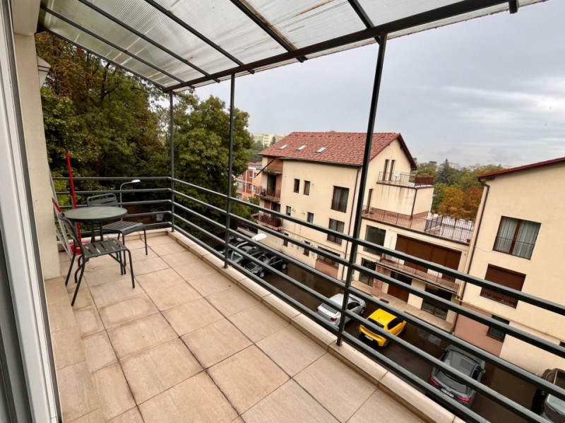 Apartament cu două camere ultracentral