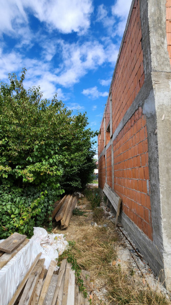 Casa duplex, cartier Tractorul, zona accesibila