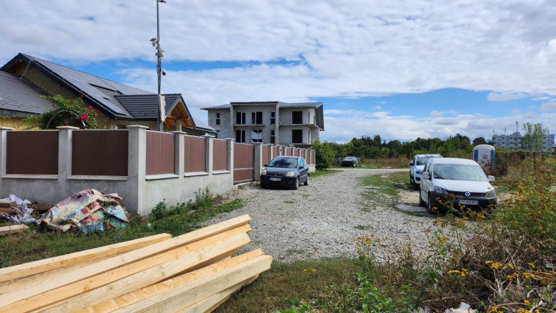 Casa duplex, cartier Tractorul, zona accesibila