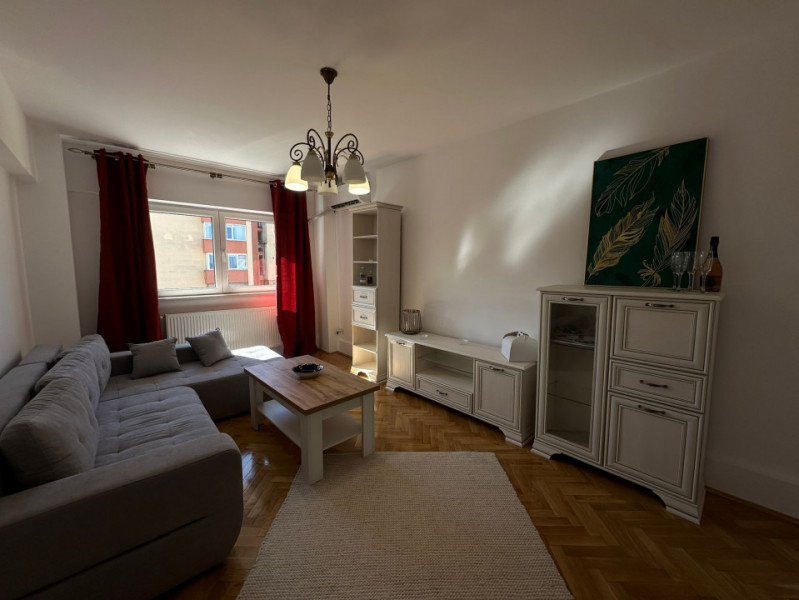 Apartament cu 2 camere in zona Grivitei