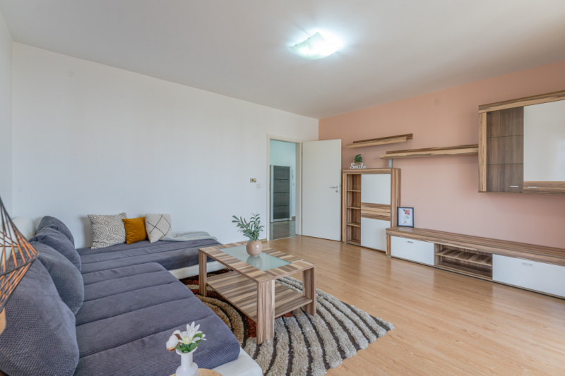 Apartament orientare sudica, vedere spre parc, parcare si boxa