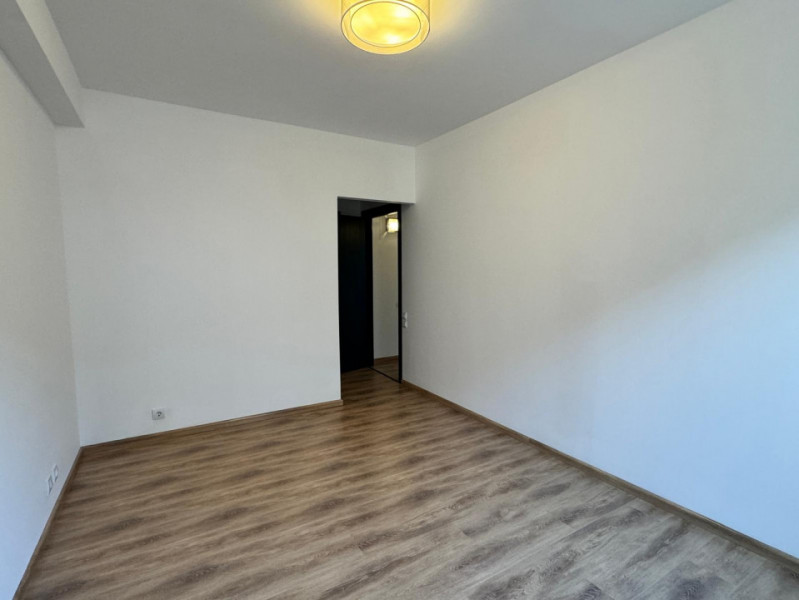 Apartament cu 3 camere in Seasons Residence