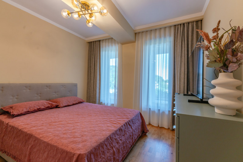 Apartament modern cu 3 camere de inchiriat – Drumul Poienii, Brasov