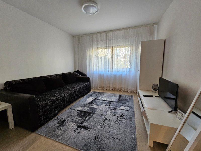 Apartament 3 camere Tractorul