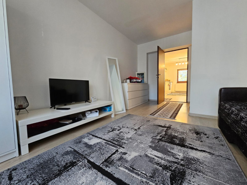 Apartament 3 camere Tractorul