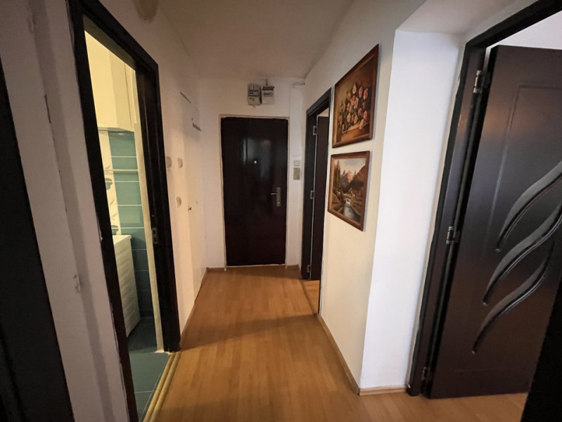 Apartament cu 2 camere 